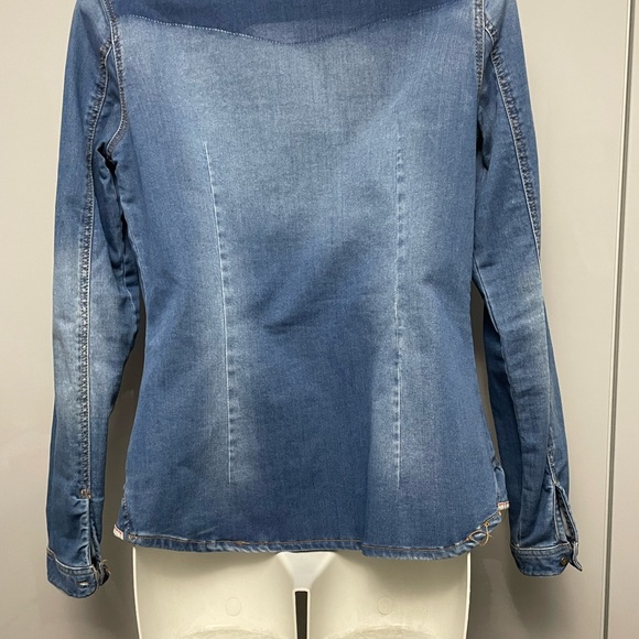 Zara denim shirt. - Picture 3 of 3